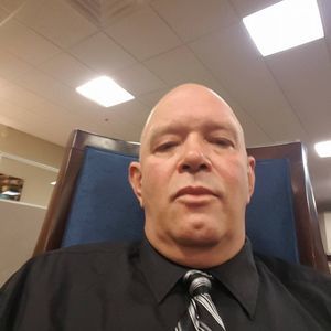 Meet your Posher, Larry